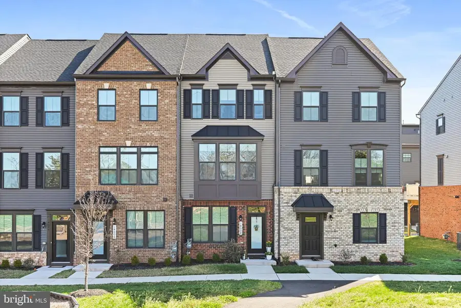 14008 Airfoil Rd, Herndon, VA 20171 - #2