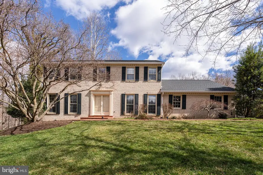 9508 Brian Jac Ln, Great Falls, VA 22066 - #2