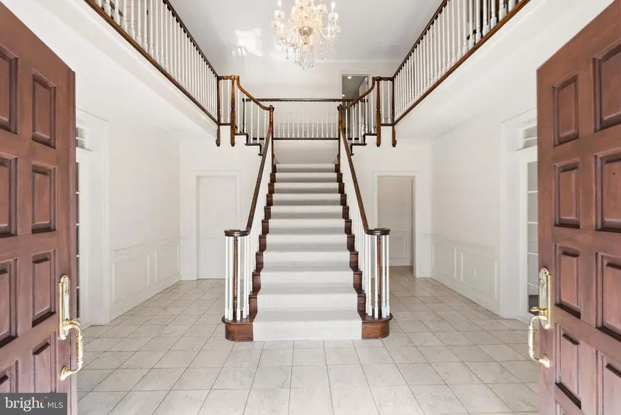 644 Live Oak Dr, McLean, VA 22101 - #2