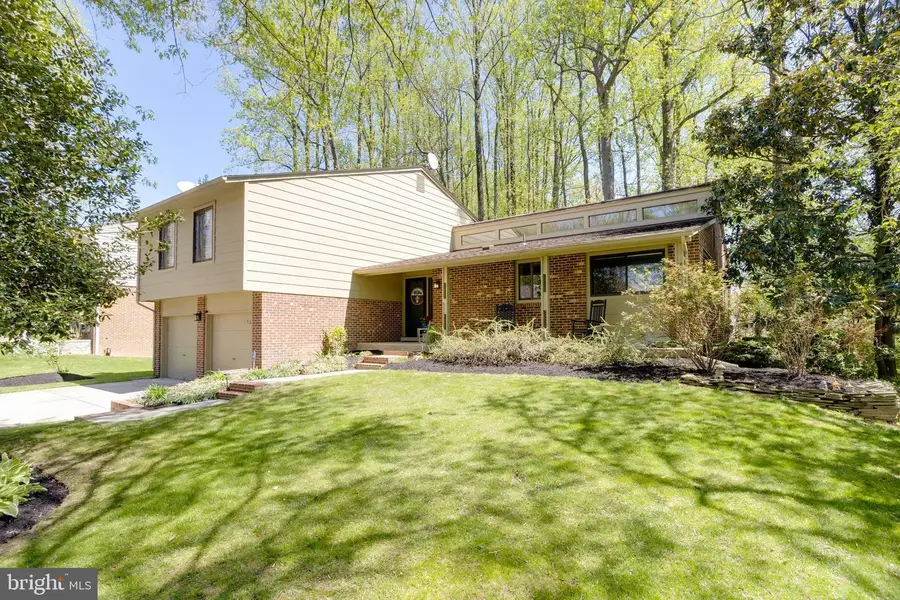 9615 Tinsmith Ln, Burke, VA 22015 - #2