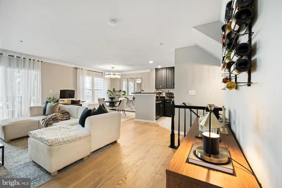 12906 Fair Briar Ln, Fairfax, VA 22033 - #2