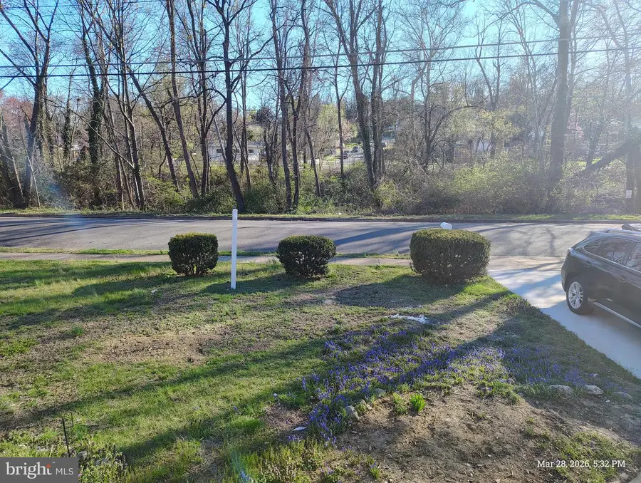 6312 Indian Run Pkwy, Alexandria, VA 22312 - #3