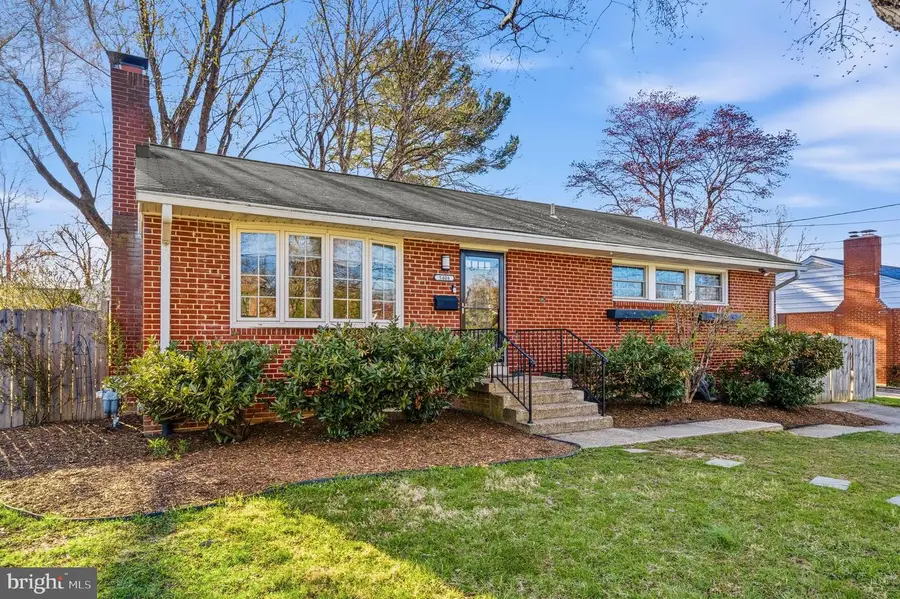 5404 Nutting Dr, Springfield, VA 22151 - #2