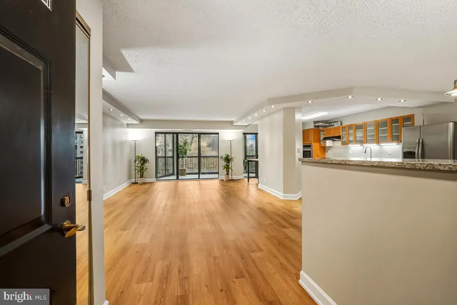 5904 Mount Eagle Dr #601, Alexandria, VA 22303 - #3