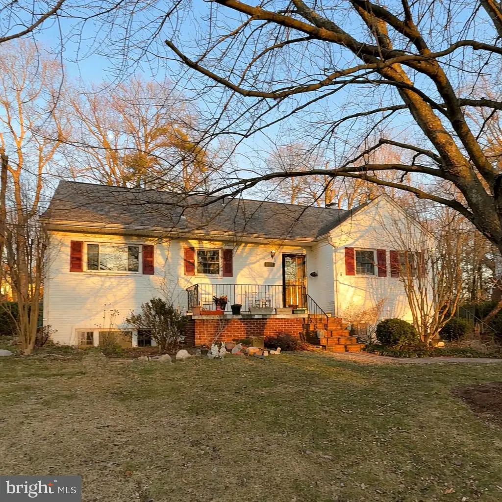 6407 Eppard St, Falls Church, VA 22044 - #1