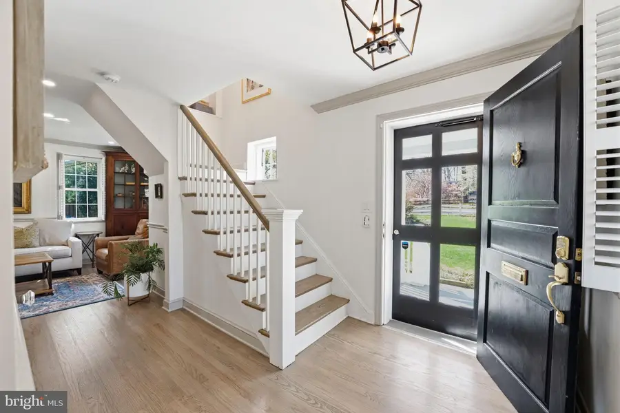 7612 Virginia Ave, Falls Church, VA 22043 - #3