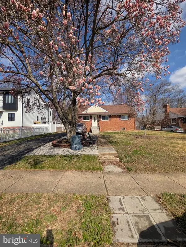 7300 Valleycrest Blvd, ANNANDALE, VA 22003