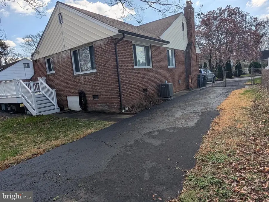 7300 Valleycrest Blvd, Annandale, VA 22003 - #3