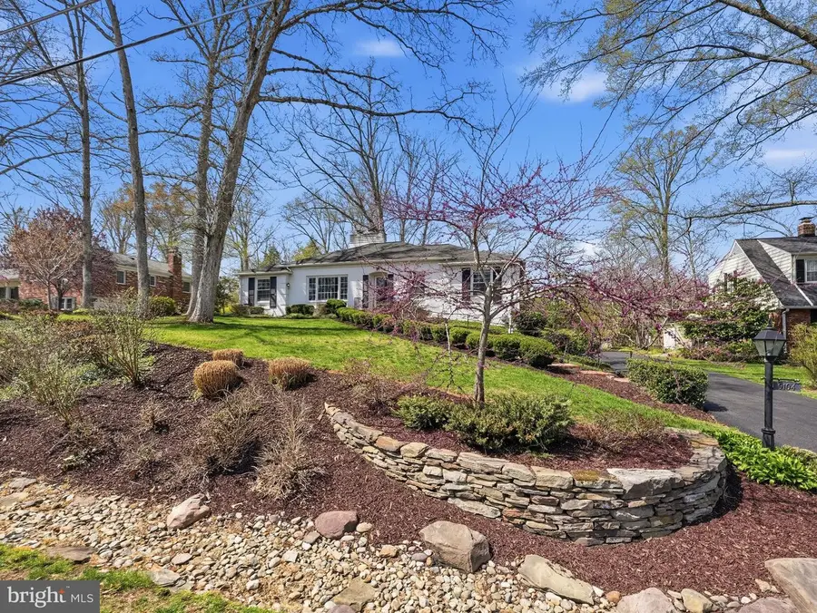 9104 Volunteer Dr, Alexandria, VA 22309 - #3