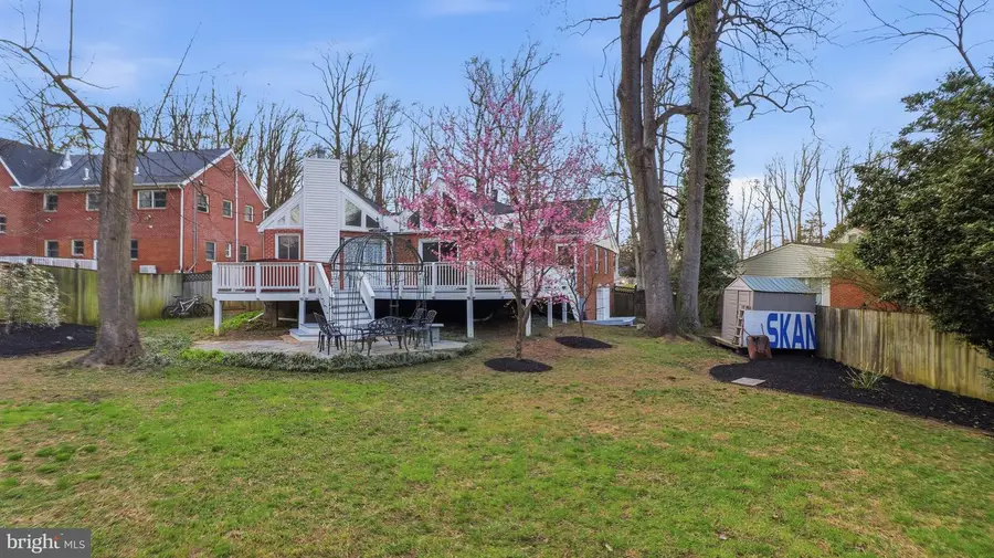 7607 Burnside Ct, Falls Church, VA 22043 - #2