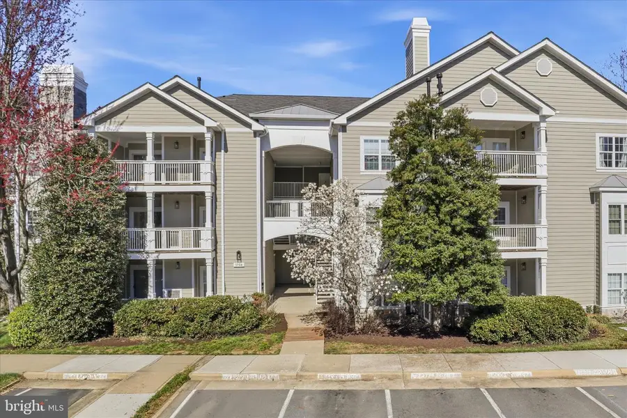 1704 Lake Shore Crest Dr #16, Reston, VA 20190 - #3