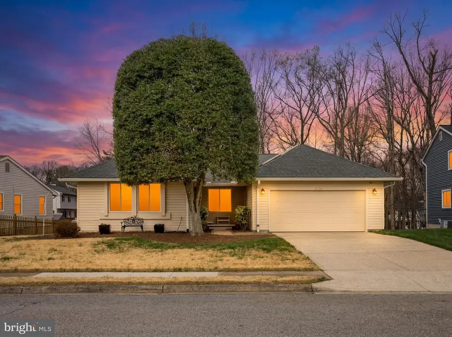 6126 Rockwell Ct, Burke, VA 22015 - #2