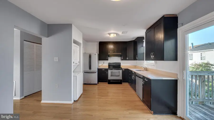 3715-b Munson Rd, Falls Church, VA 22041 - #3