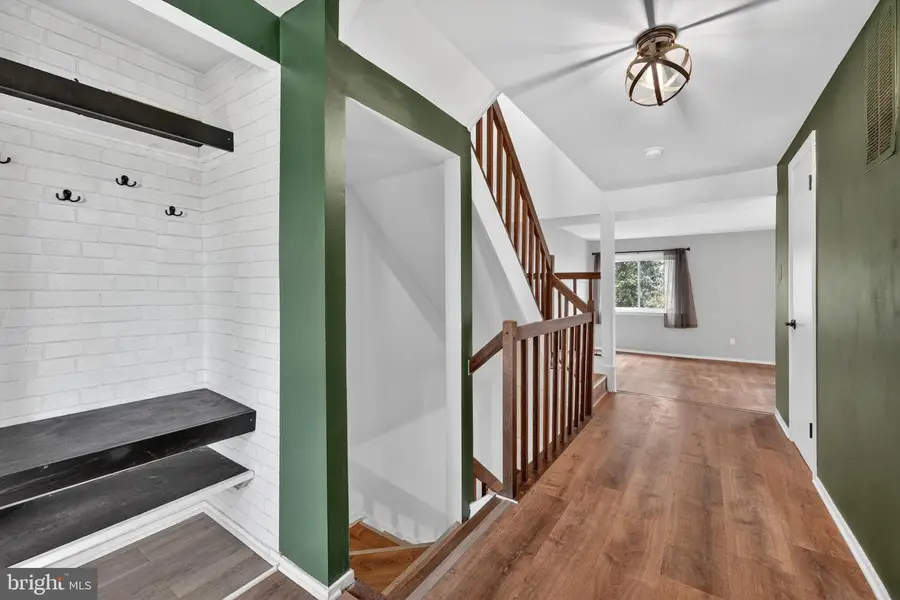 8570 Gwynedd Way, Springfield, VA 22153 - #3