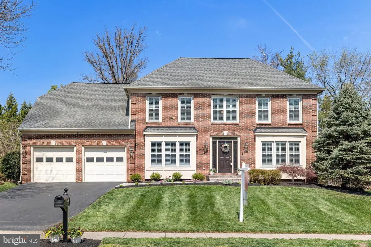 714 Old Hunt Way, Herndon, VA 20170 - #1