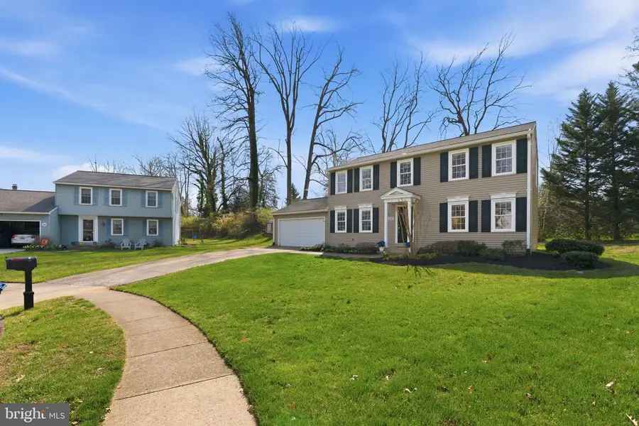 7803 Fieldcrest Ct, Falls Church, VA 22042 - #2