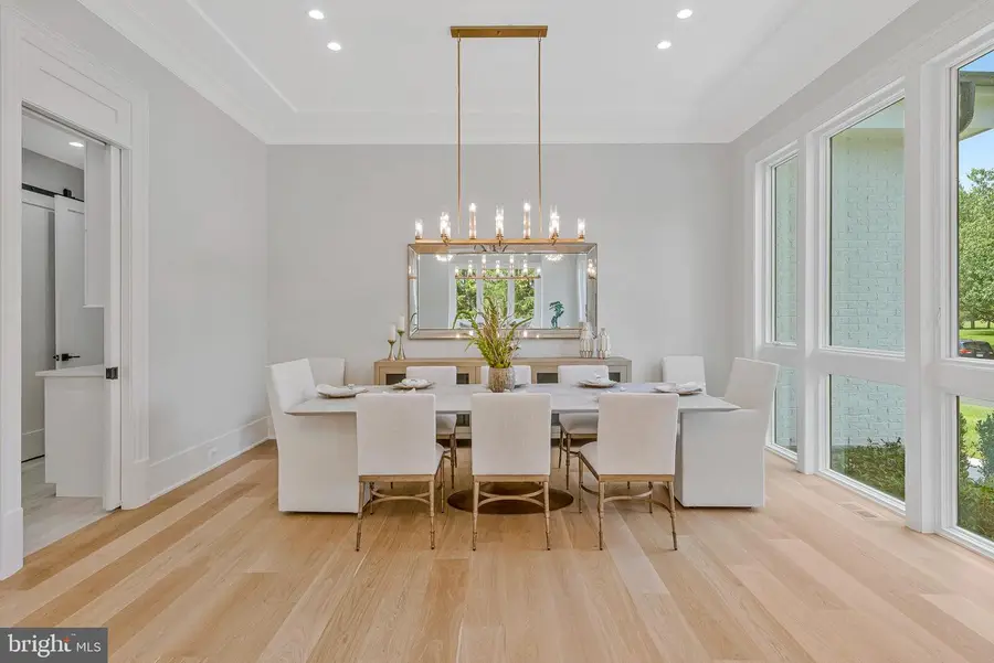 7007 Hector Rd, McLean, VA 22101 - #2