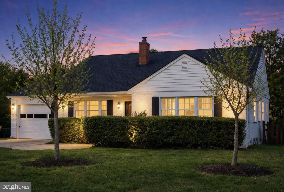 4418 Gilbertson Rd, Fairfax, VA 22032 - #1