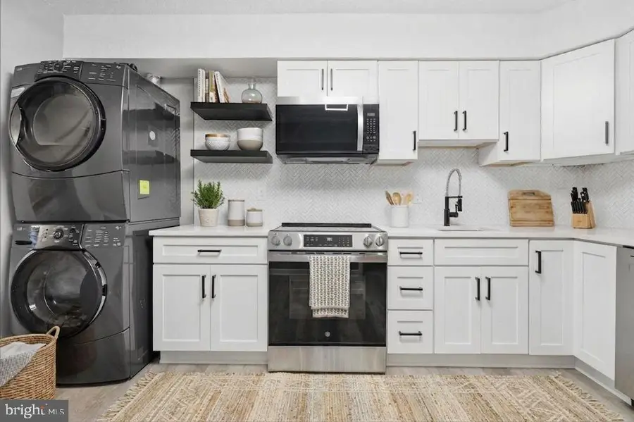 3709 S George Mason Dr #203e, Falls Church, VA 22041 - #2