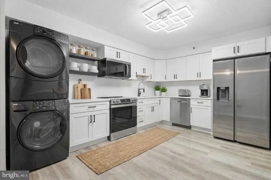 3709 S George Mason Dr #203e, Falls Church, VA 22041 - #3