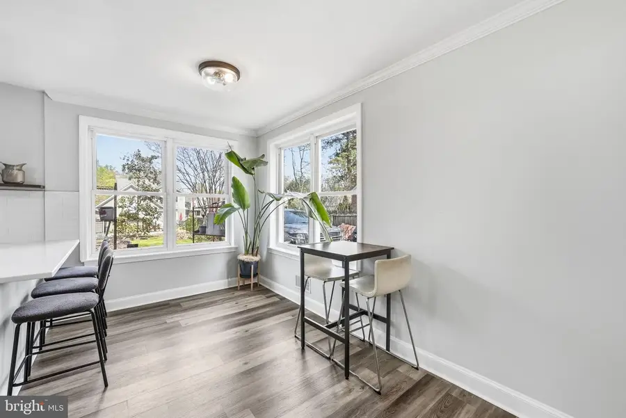 7216 Tod St, Falls Church, VA 22046 - #3
