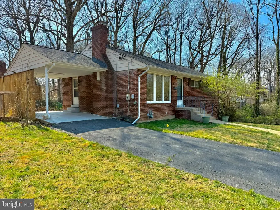 7401 Camp Alger Ave, Falls Church, VA 22042 - #3