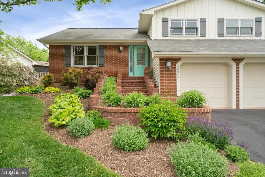 3204 Allness Ln, Herndon, VA 20171 - #3