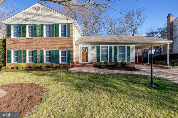 8619 Nanlee Dr, SPRINGFIELD, VA 22152