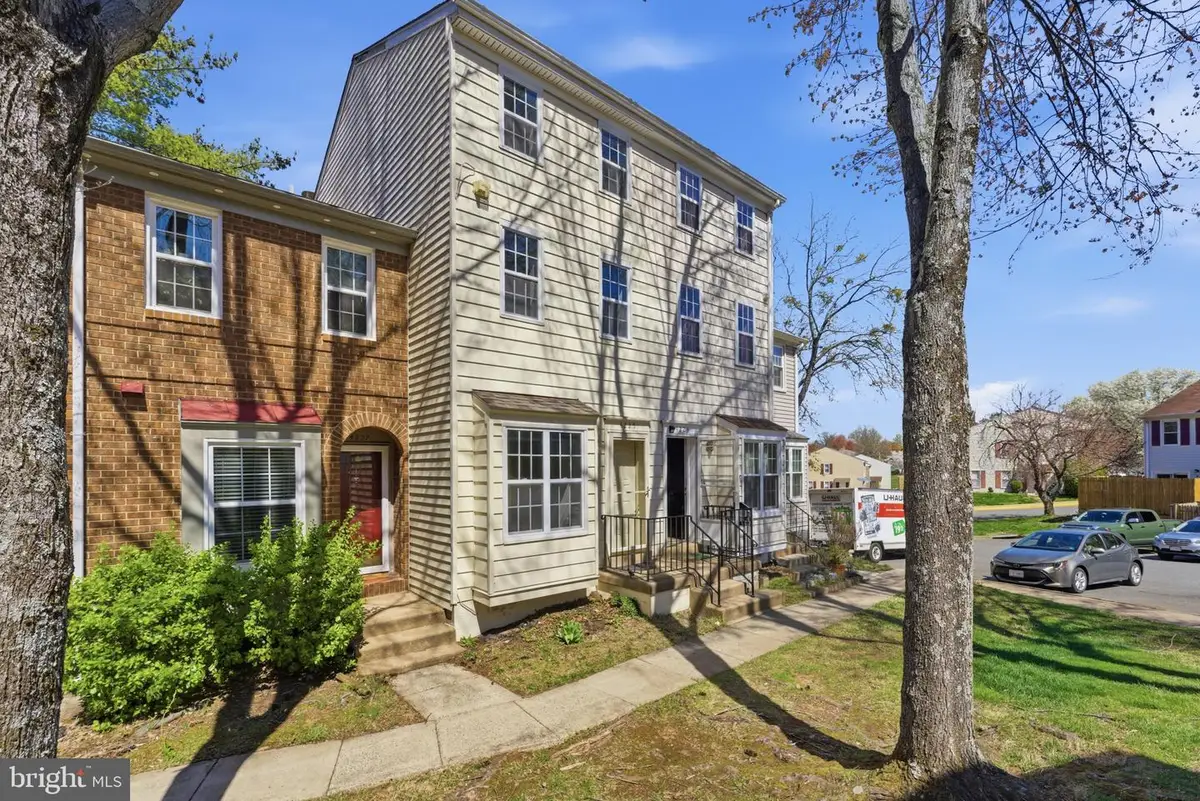 4225 Sauterne Ct, Chantilly, VA 20151 - #1