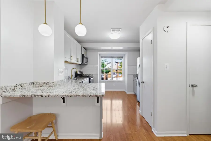 4225 Sauterne Ct, Chantilly, VA 20151 - #3