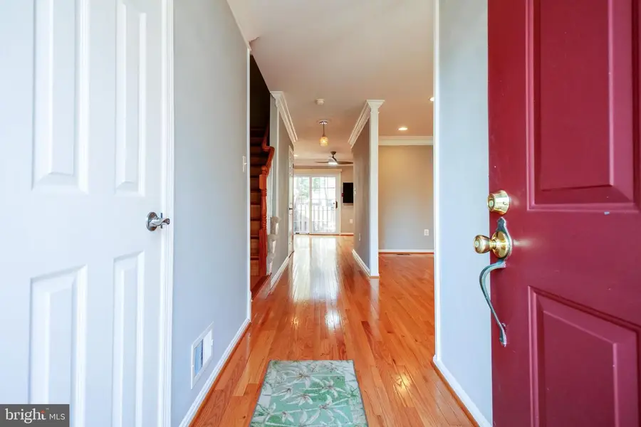 9120 Sweet Spice Ct, Springfield, VA 22152 - #2