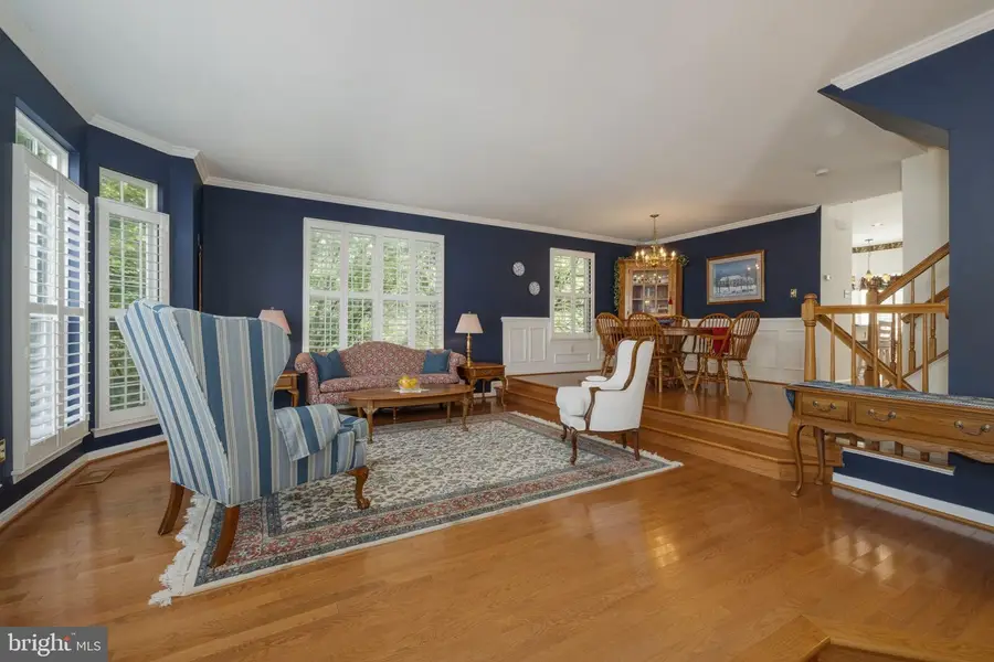 7826 Desiree St, Alexandria, VA 22315 - #3