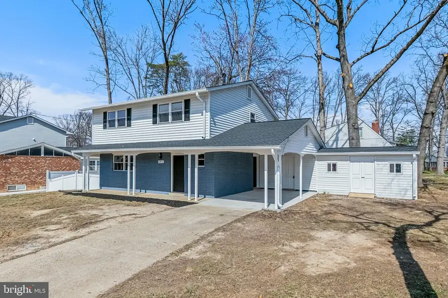 6815 Rolling Rd, Springfield, VA 22152 - #2