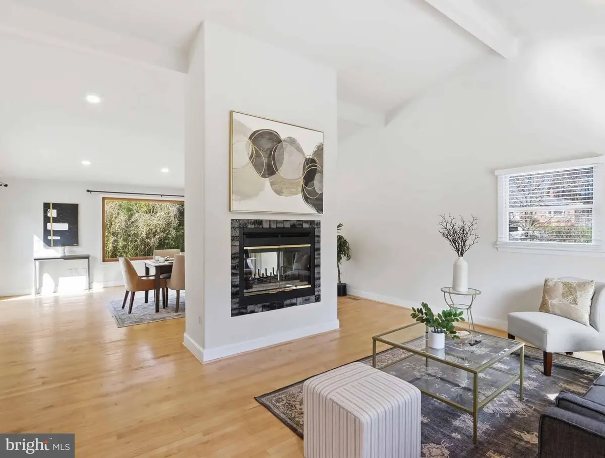 7343 Calvert St, Annandale, VA 22003 - #1