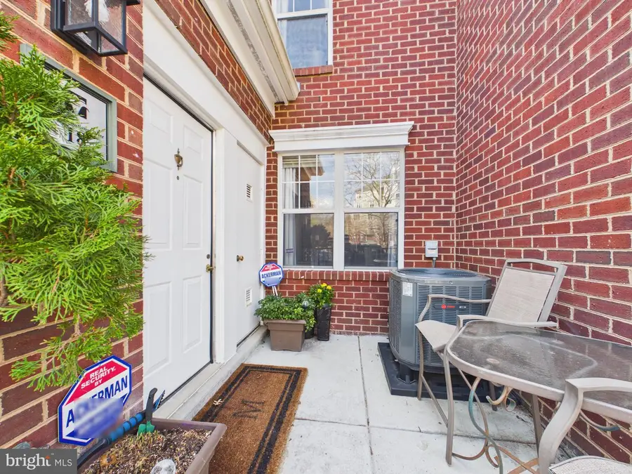 1645 International Dr #th-18, McLean, VA 22102 - #3