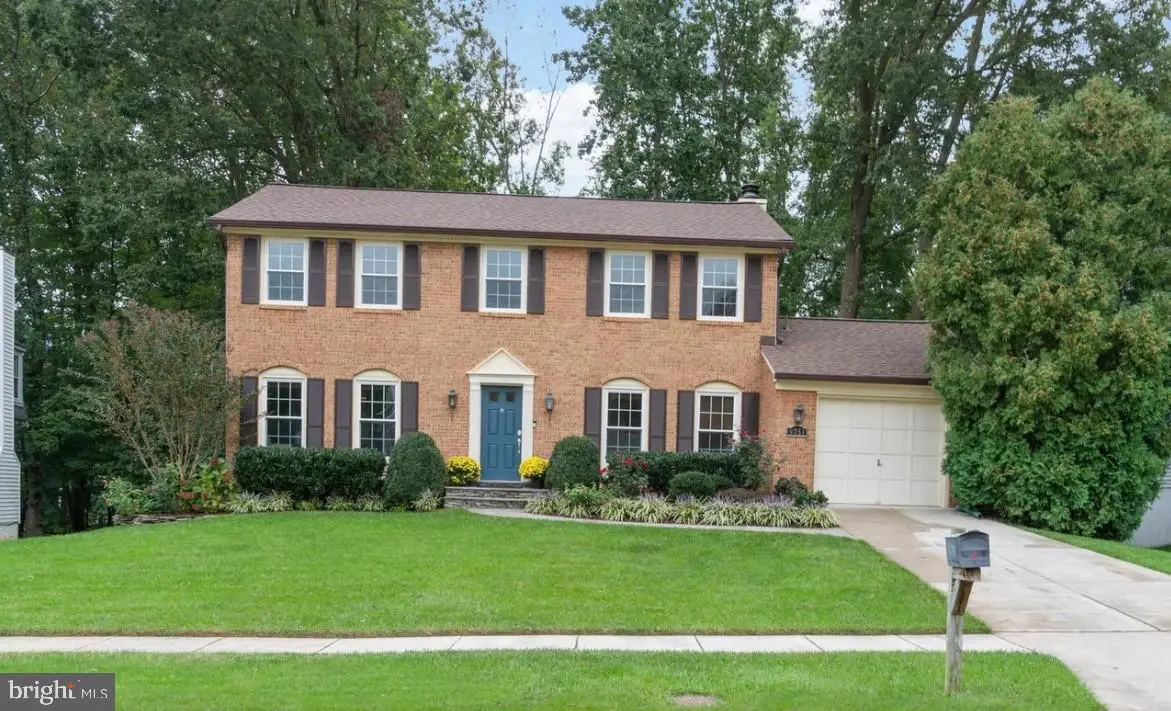 9751 Ironmaster Dr, Burke, VA 22015 - #1