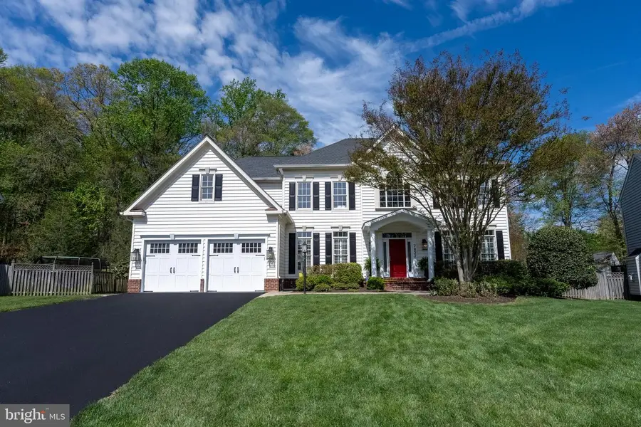 7822 Gambrill Woods Way, Springfield, VA 22153 - #2