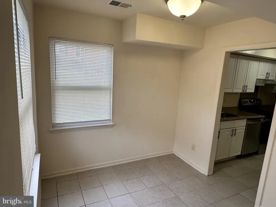 9636 Hagel Cir #27/e, Lorton, VA 22079 - #3