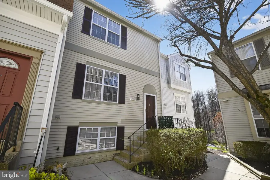 5866 Bridgetown Ct, Burke, VA 22015 - #2