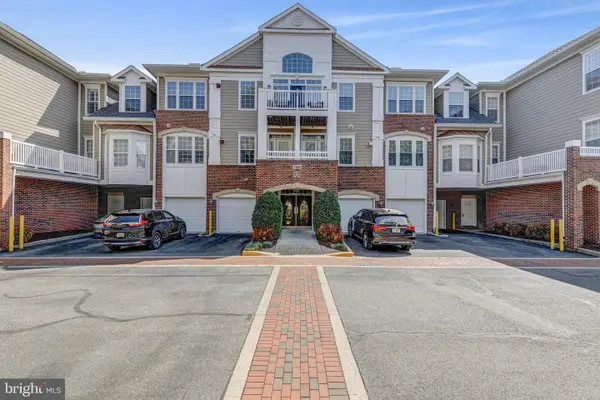 7860 Rolling Woods Ct #4m4, SPRINGFIELD, VA 22152