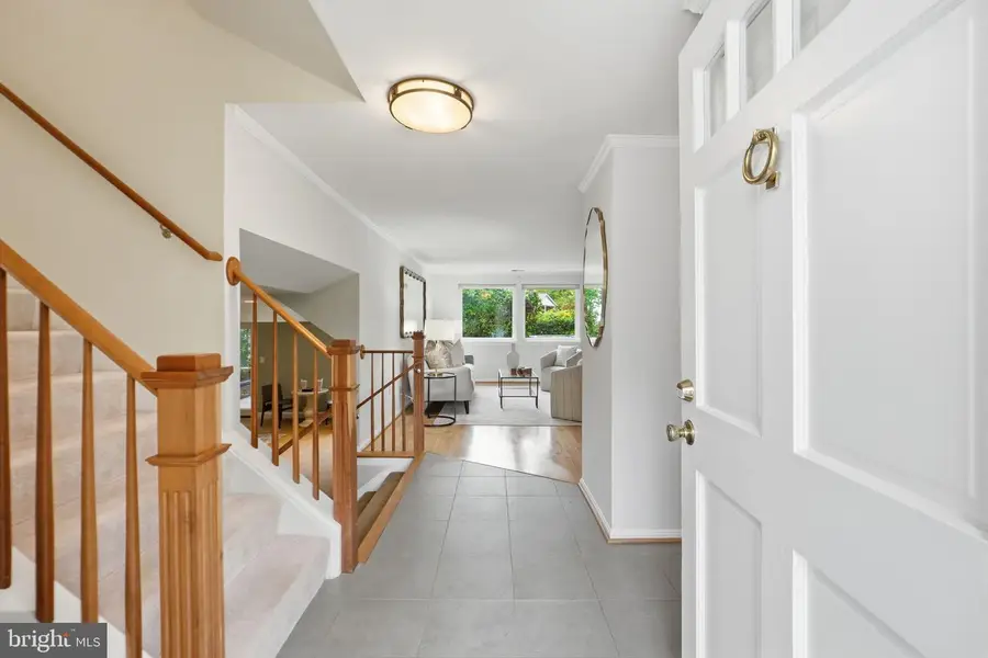 2023 Freedom Ln, Falls Church, VA 22043 - #3