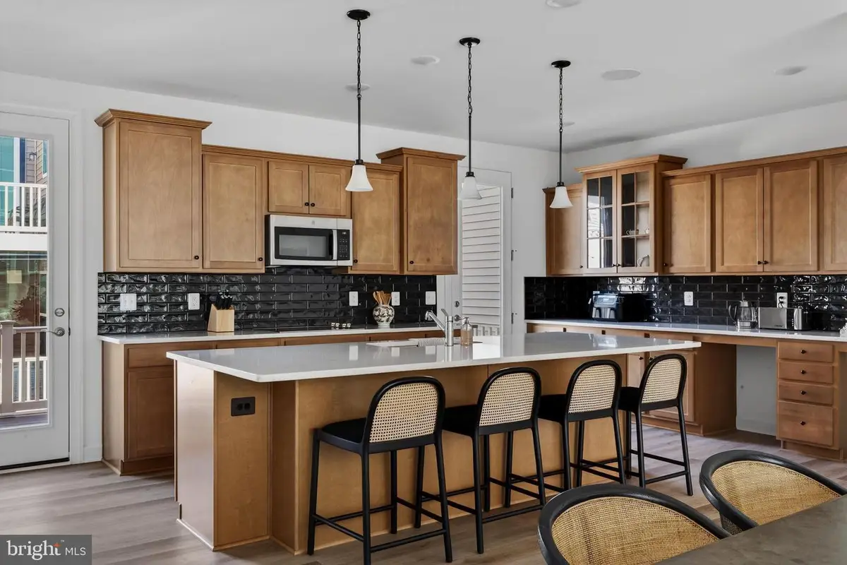 4991 Longmire Way, Chantilly, VA 20151 - #1