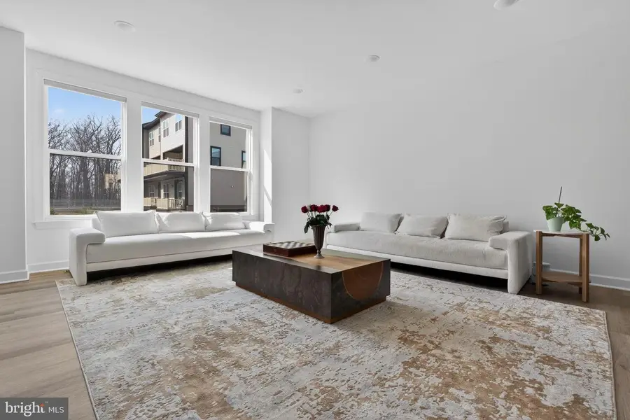 4991 Longmire Way, Chantilly, VA 20151 - #2