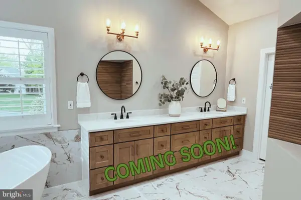 7513 Detwiller Dr, CLIFTON, VA 20124