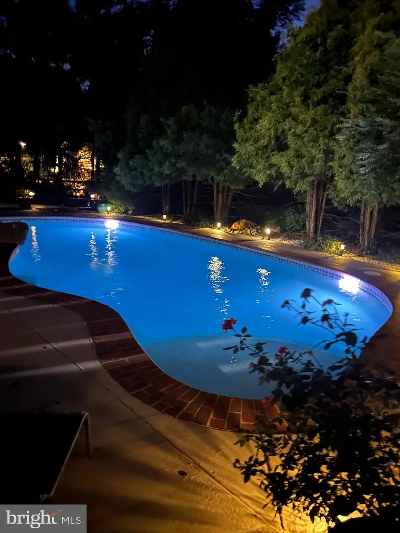 6256 Woodfair Dr, Fairfax Station, VA 22039 - #2