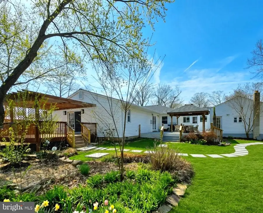 6421 Inwood Dr, Springfield, VA 22150 - #2