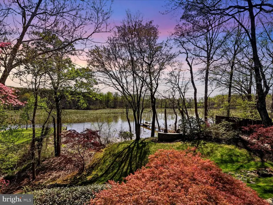 10801 Greene Dr, Lorton, VA 22079 - #2