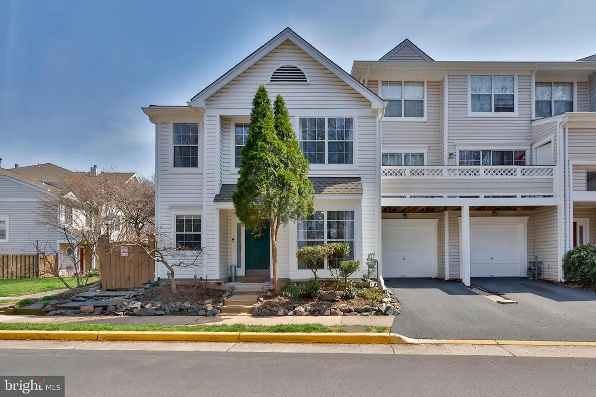 14445 Glencrest Cir #74, Centreville, VA 20120 - #1
