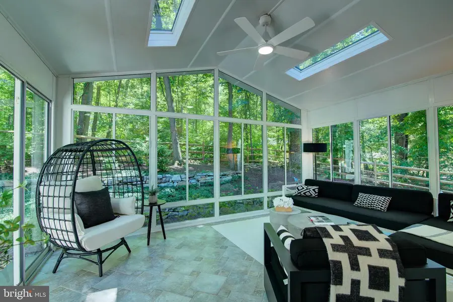 12029 Lake Newport Rd, Reston, VA 20194 - #2