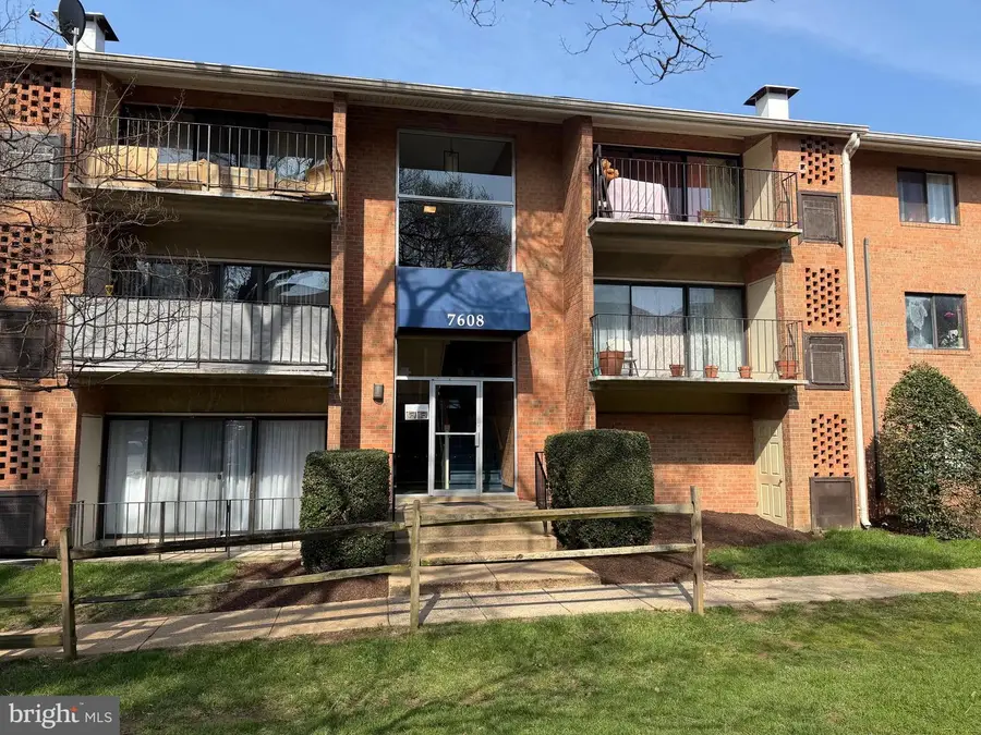 7608 Savannah St #203, Falls Church, VA 22043 - #2